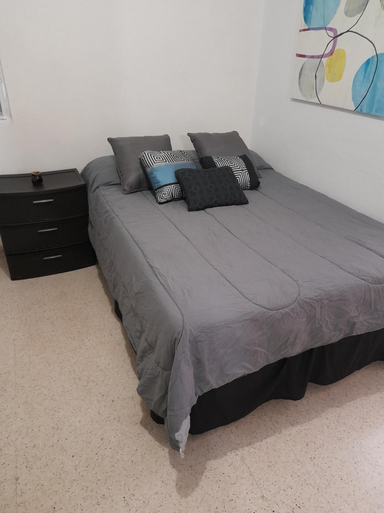 Hermoso Apartamento Frente Aeropuerto De Isla Verde San Juan Eksteriør billede